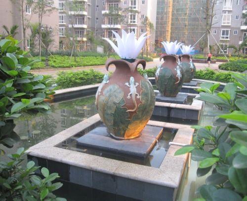 某小区雕塑